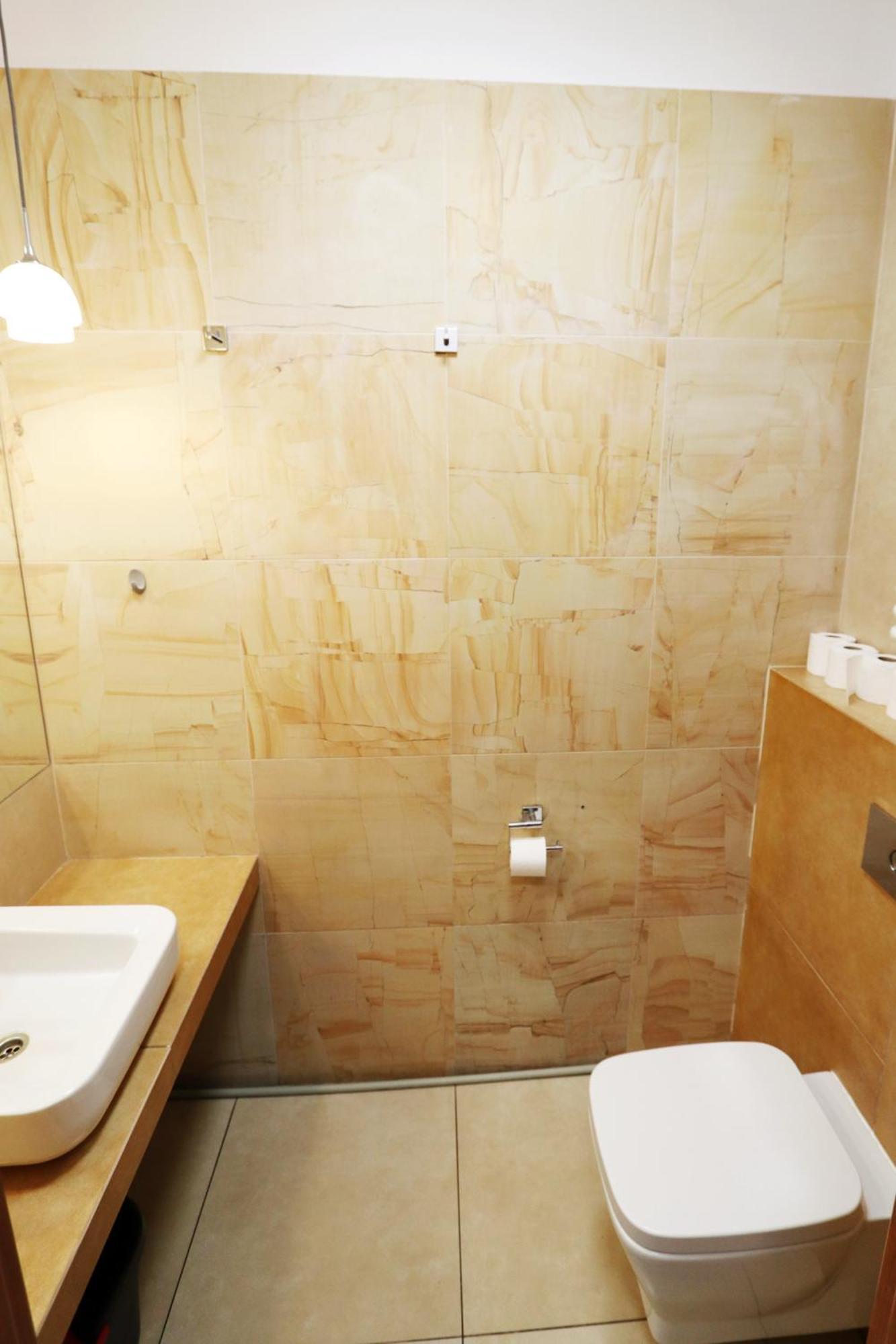 Fantastic Waw - C19 Room E Варшава Екстериор снимка