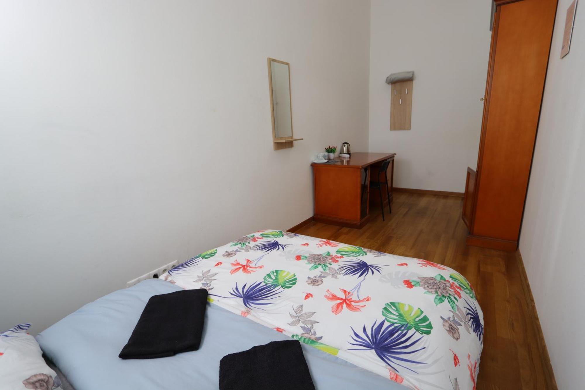 Fantastic Waw - C19 Room E Варшава Екстериор снимка